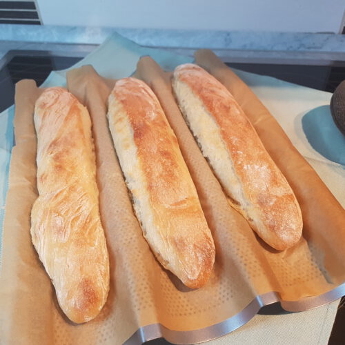 Dinkel-Baguette mit Lievito Madre