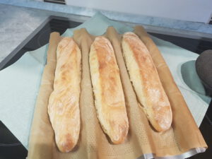 Dinkel-Baguette fertig gebacken