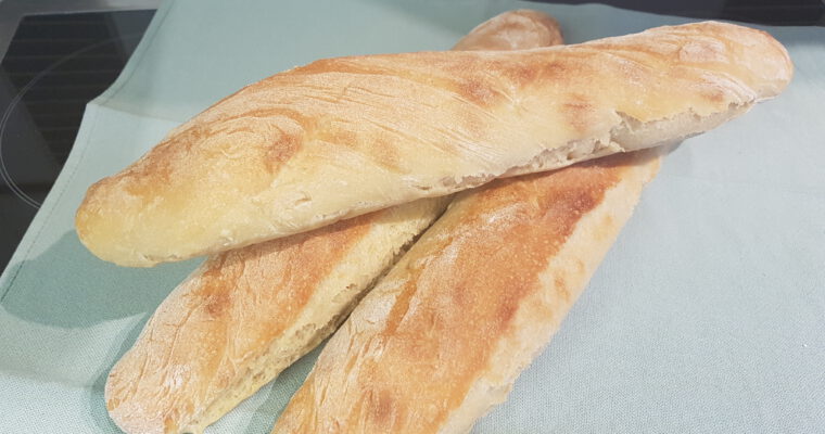 Dinkel-Baguette mit Lievito Madre