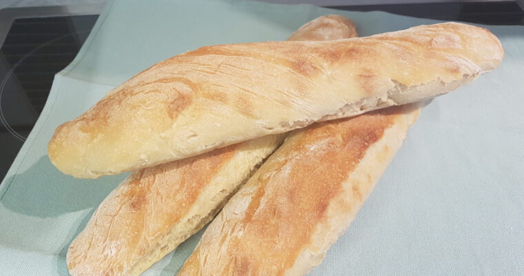 Dinkel-Baguette mit Lievito Madre